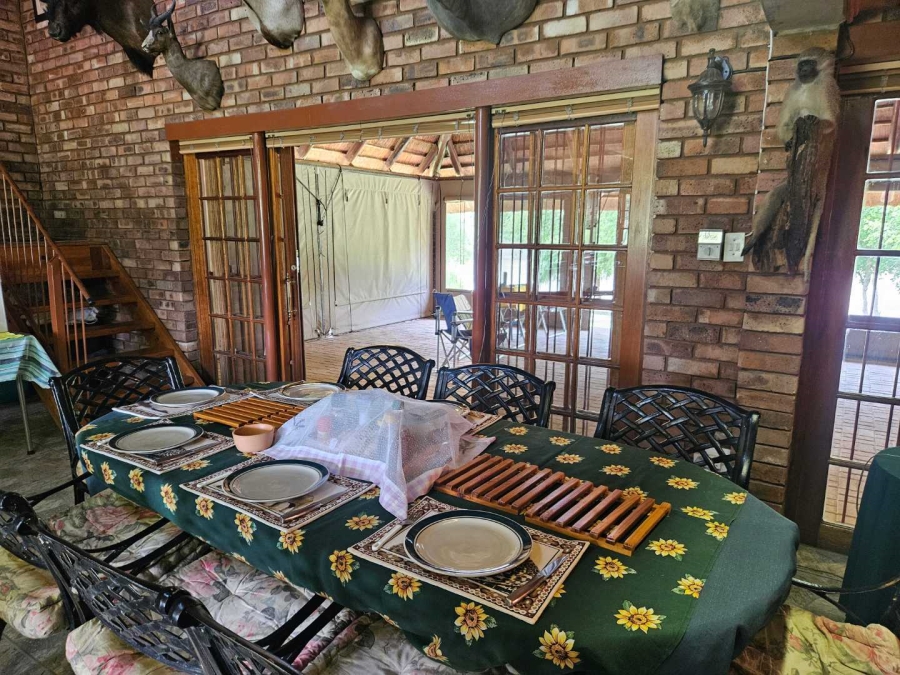 4 Bedroom Property for Sale in Leeudoringstad North West